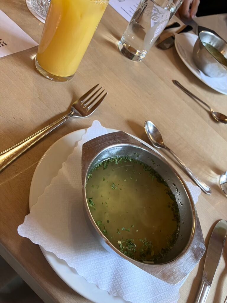 ノイシュバンシュタイン城　レストラン　スープ