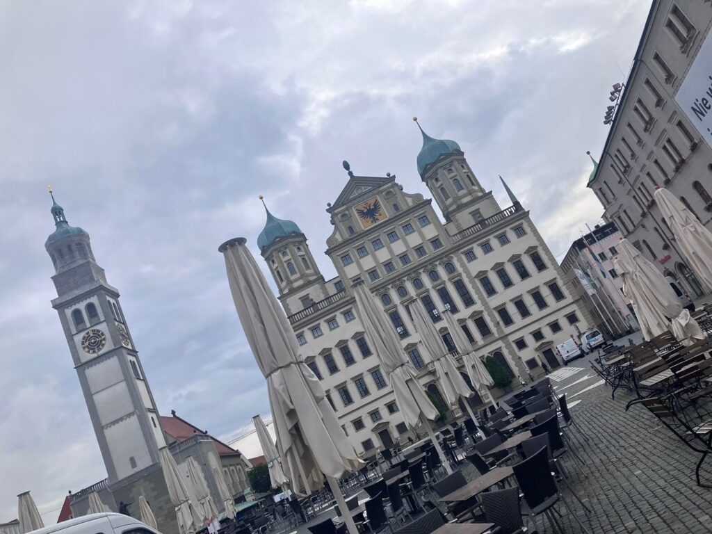 アウクスブルク市庁舎　ペルラッハ塔