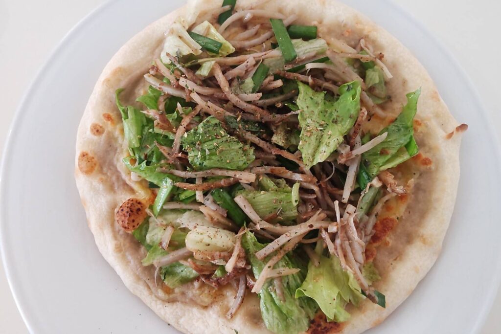 六花亭 帯広本店のごぼうのサラダピザ