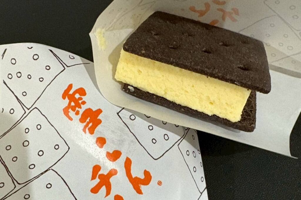 六花亭 帯広本店の雪こんチーズ