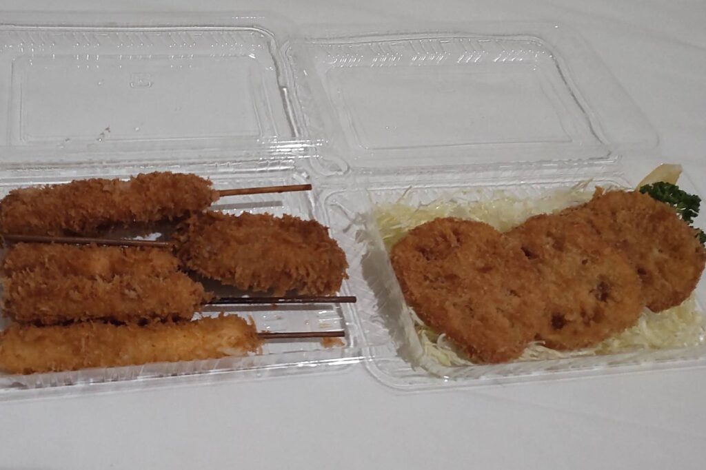 帯広の「串かつ長居」のテイクアウトの串揚げ